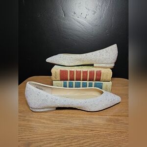 Blue by Betsey Johnson Jude Women's White Pearl Pointed Flat Size 6.5